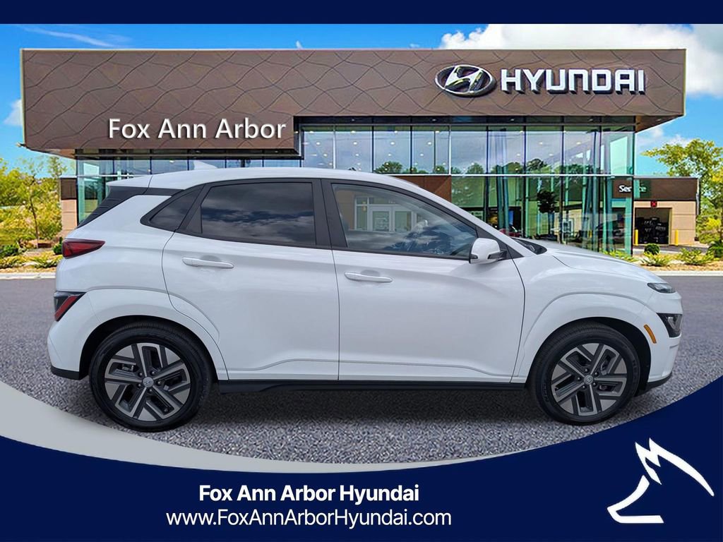 Certified 2023 Hyundai Kona Limited w/ Cargo Package FWD image 6