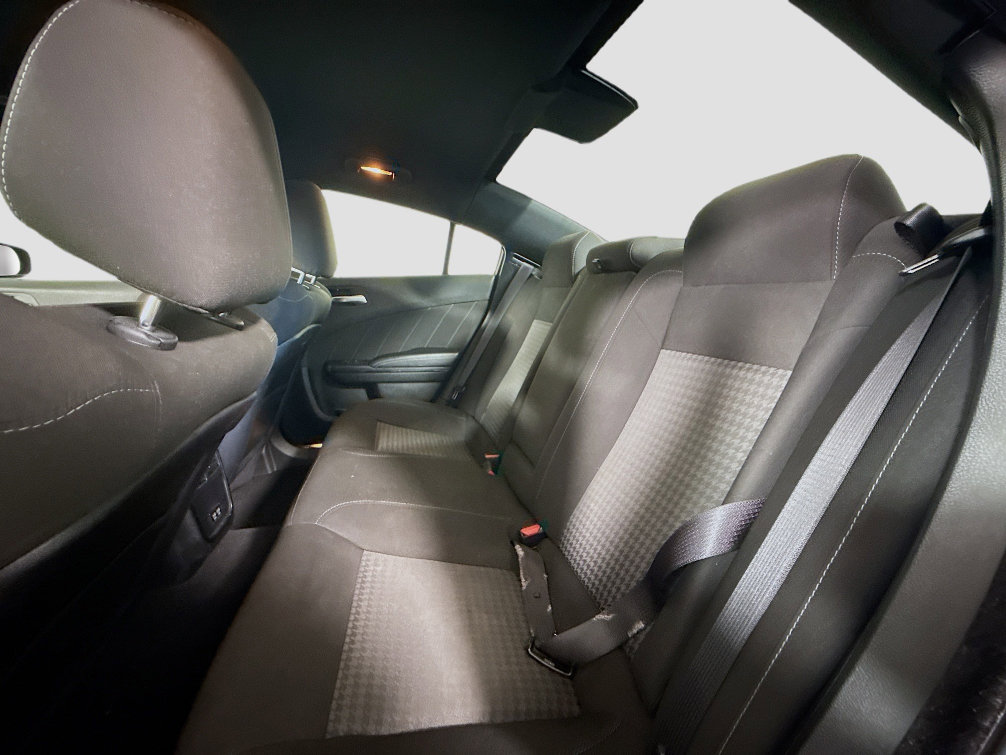 Used 2022 Dodge Charger GT w/ Blacktop Package image 25