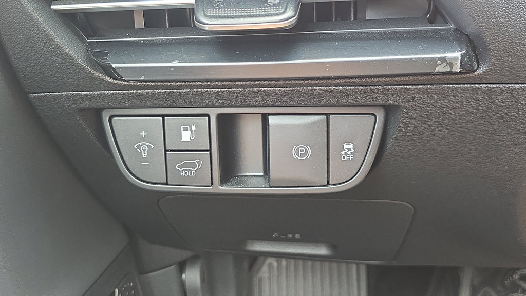 Used 2024 Kia EV6 Wind AWD/4WD image 25