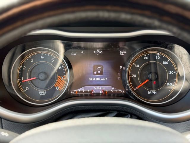 Used 2015 Jeep Cherokee Trailhawk w/ Safetytec Group AWD/4WD image 8