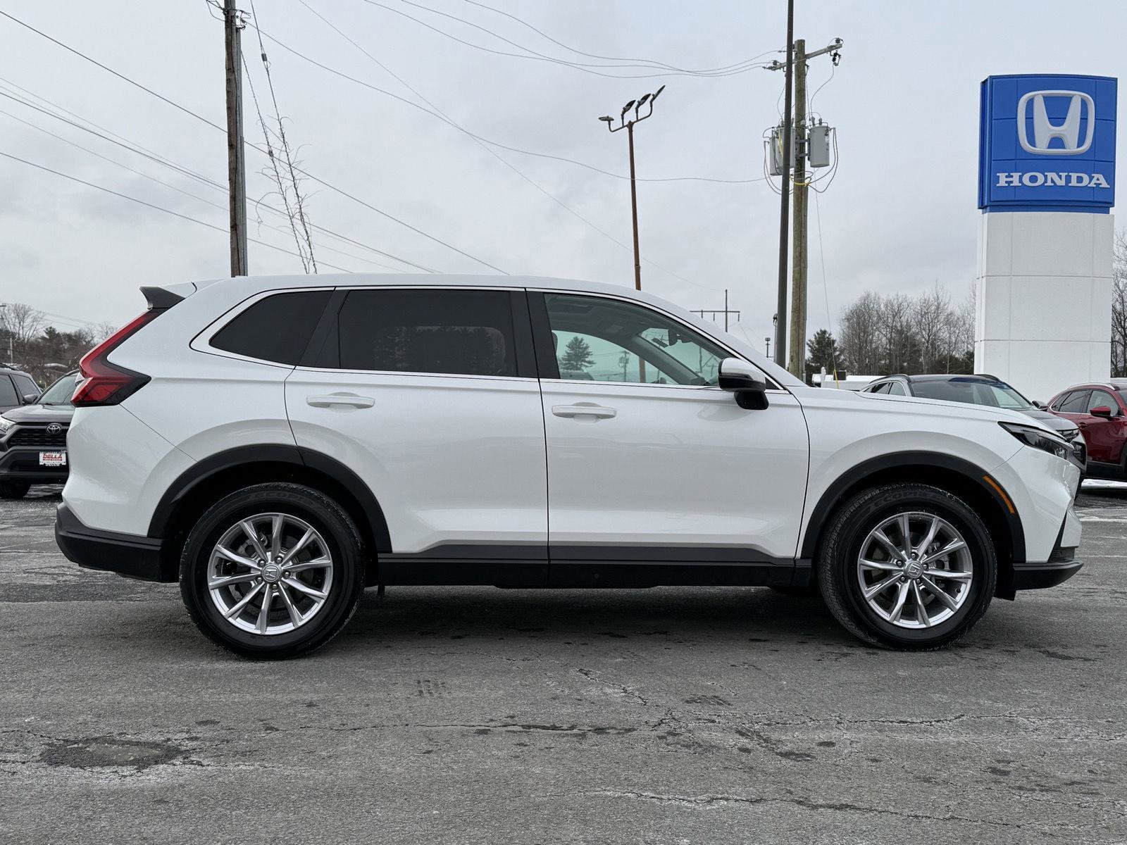 Used 2023 Honda CR-V EX-L image 4