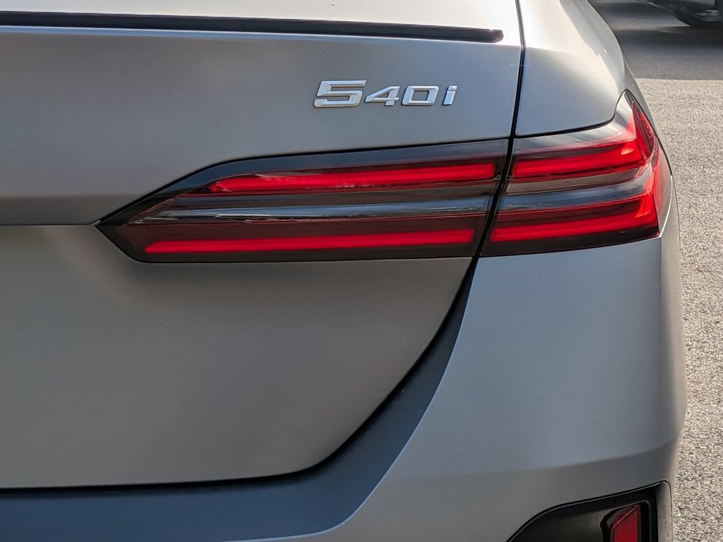 New 2026 BMW 540i xDrive w/ Executive Package AWD/4WD image 20