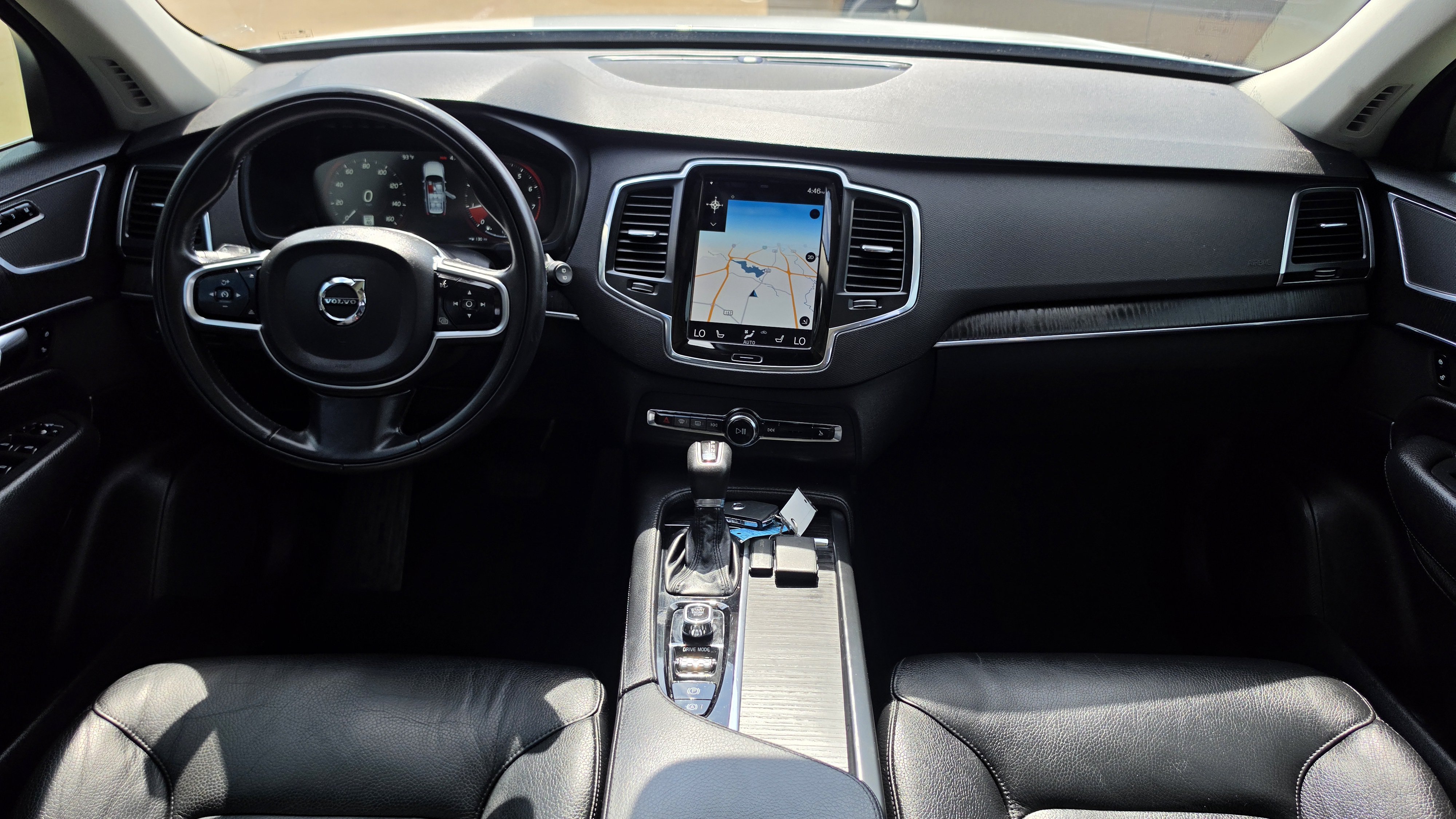 Used 2020 Volvo XC90 T6 Momentum AWD/4WD image 33