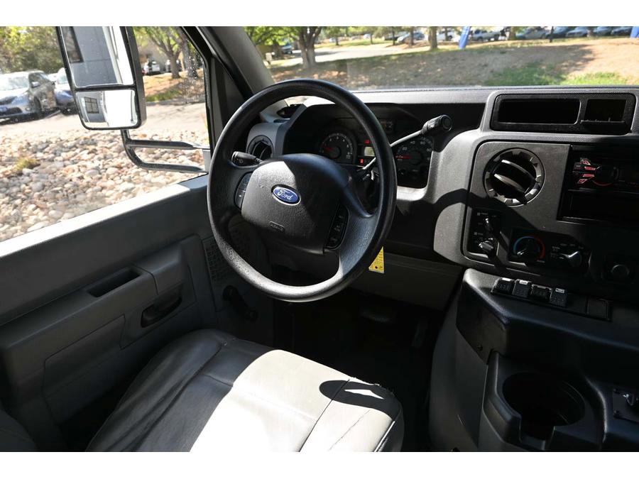 Used 2012 Ford E-350 and Econoline 350 Super Duty w/ Shuttle Bus Prep Pkg RWD image 25