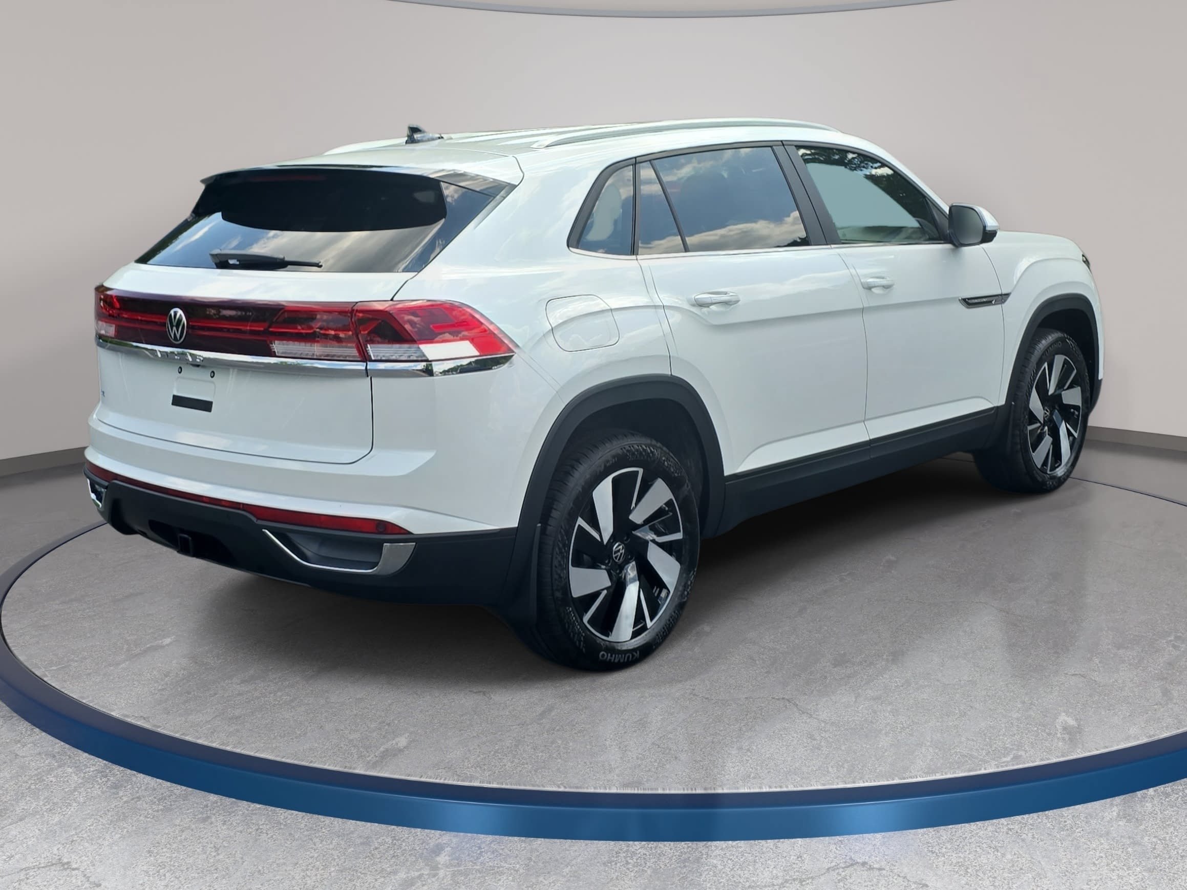 New 2026 Volkswagen Atlas Cross Sport SE FWD image 5