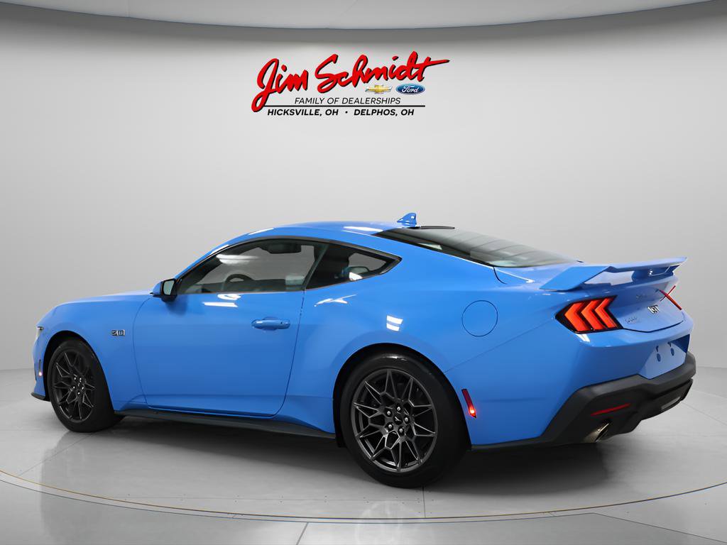 Used 2025 Ford Mustang GT Premium w/ GT Performance Package image 4