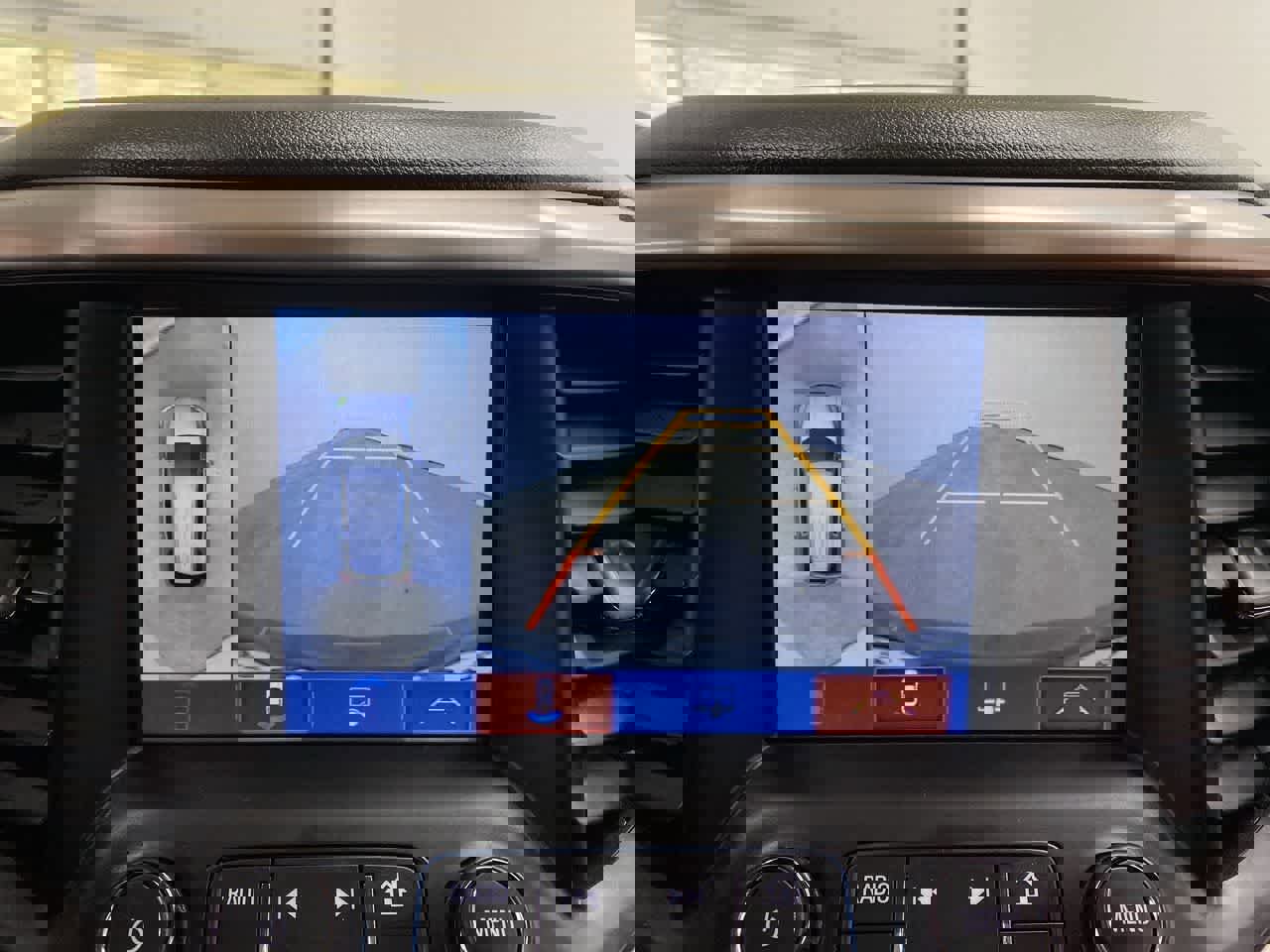 Used 2018 GMC Acadia Denali w/ Technology Package image 25