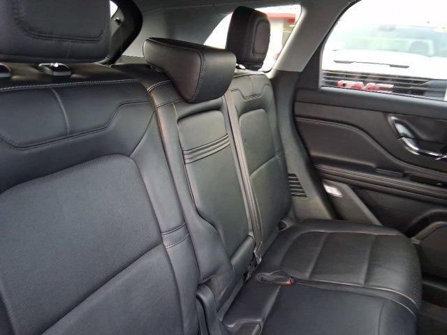 Used 2021 Lincoln Corsair Reserve w/ Equipment Group 201A image 11