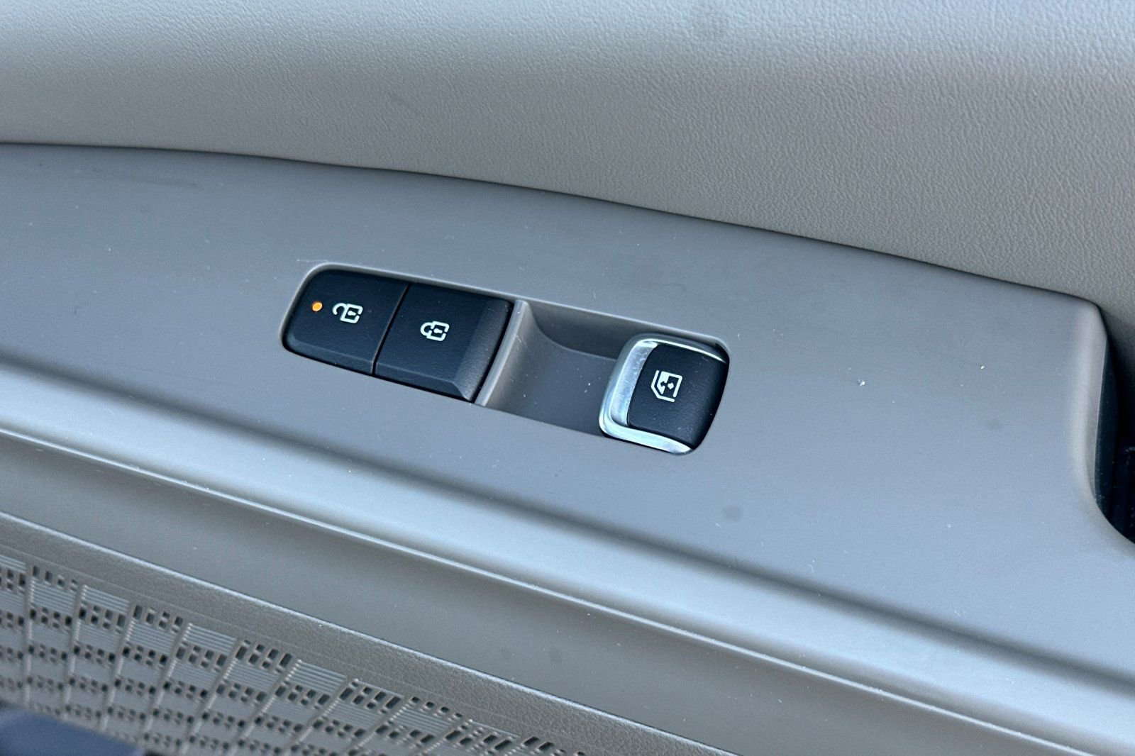 Certified 2026 Kia Carnival EX image 23