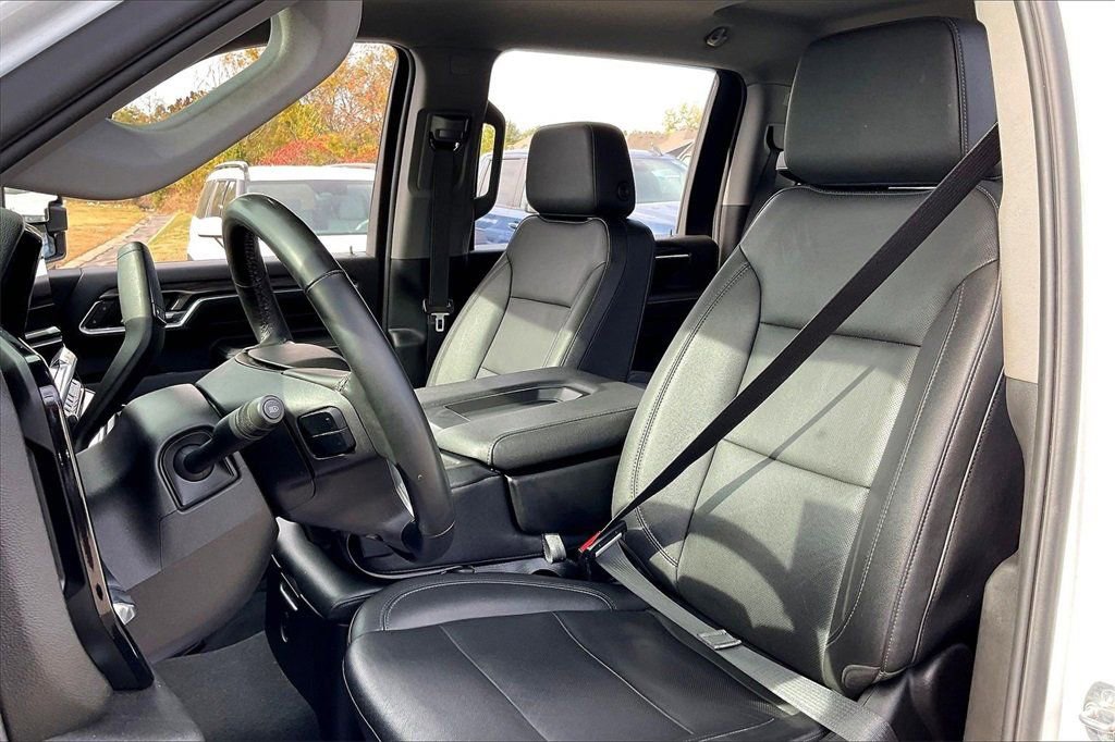 Used 2024 Chevrolet Silverado 2500 LTZ image 29