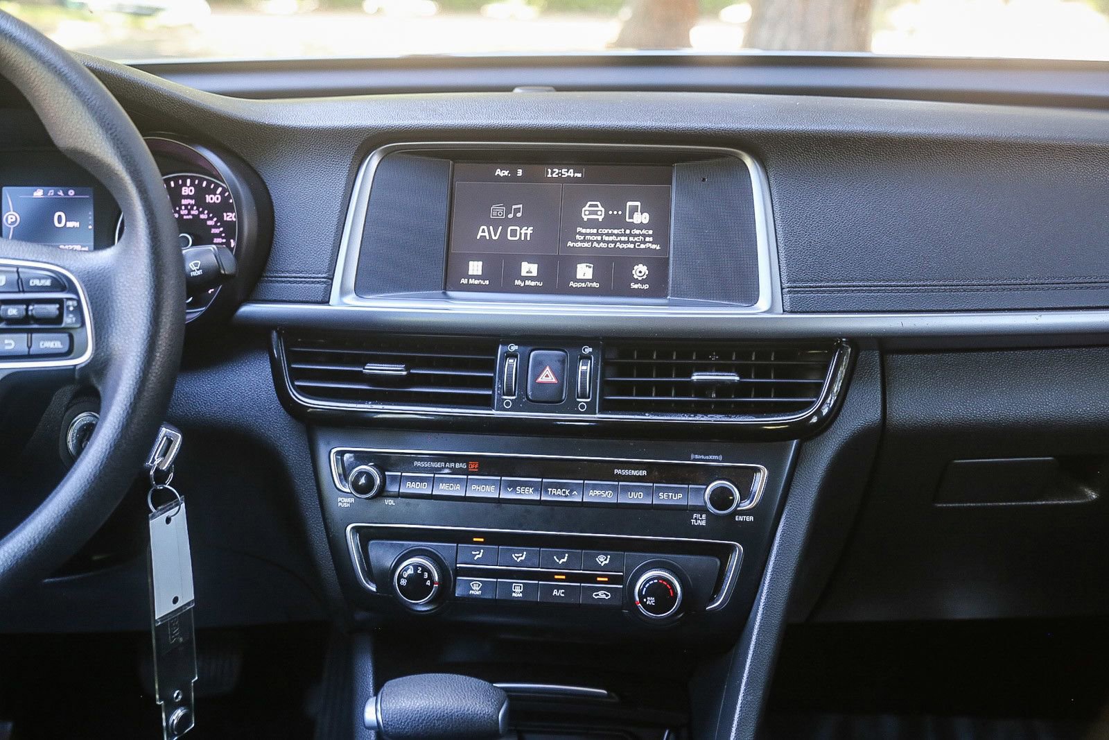 Used 2018 Kia Optima LX w/ 17" Alloy Wheels Package image 11