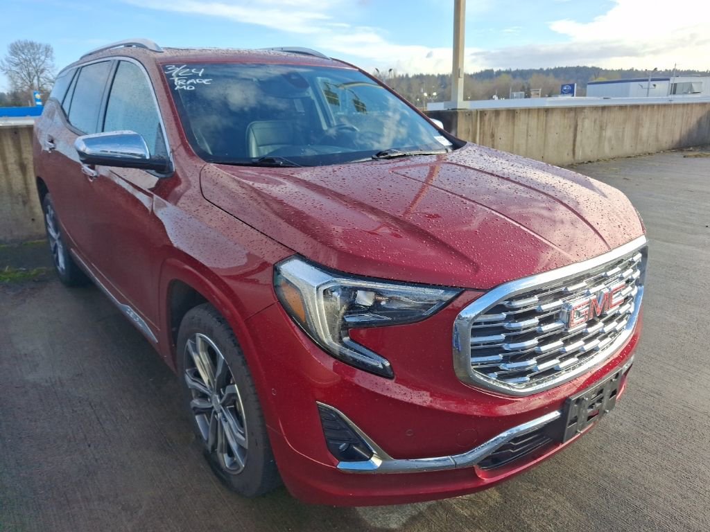 Used 2018 GMC Terrain Denali w/ Advanced Safety Package image 2