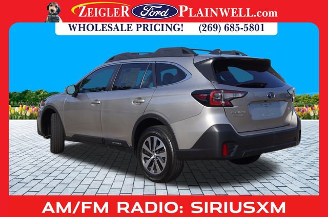 Used 2020 Subaru Outback Premium image 3