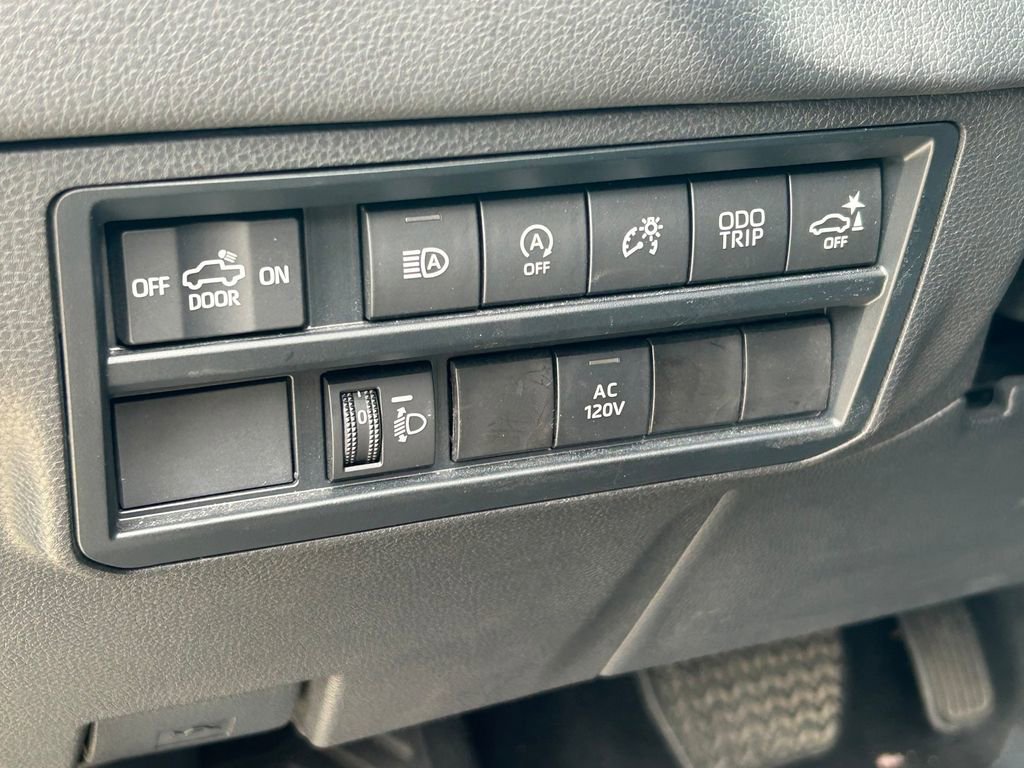 Used 2023 Toyota Tundra Limited w/ Power Package RWD image 27