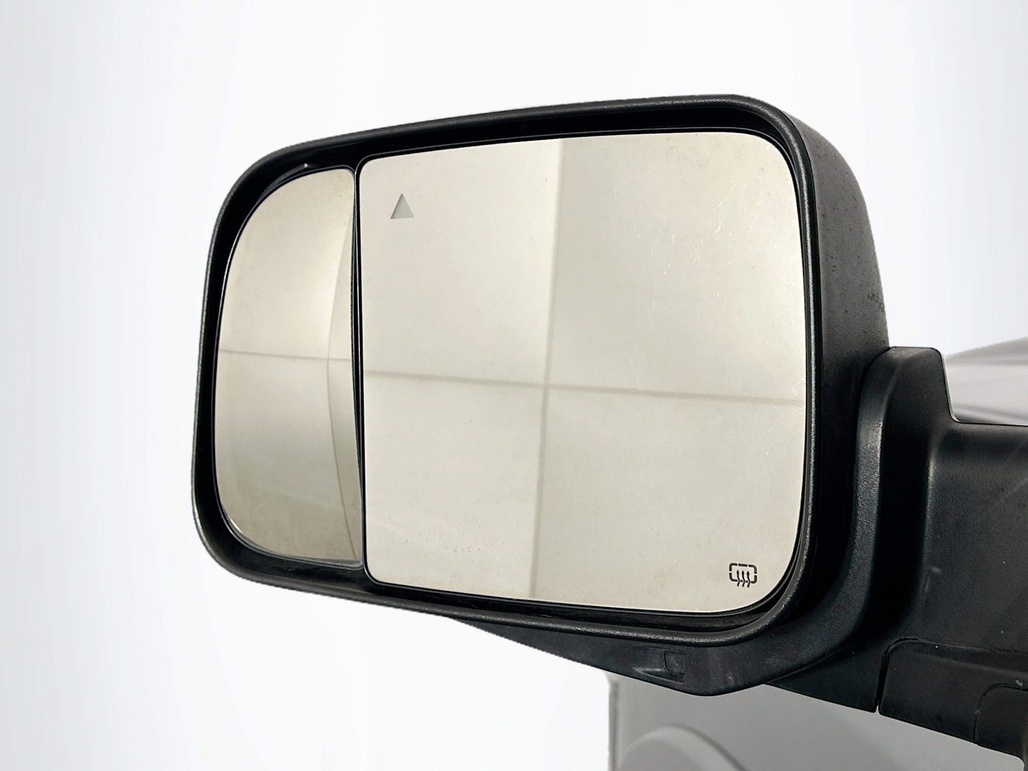 Used 2021 RAM 2500 Laramie w/ Night Edition image 16