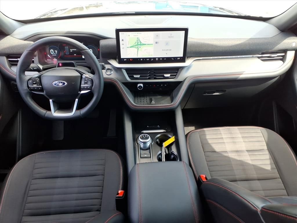 Used 2025 Ford Explorer ST-Line w/ Premium Package image 24