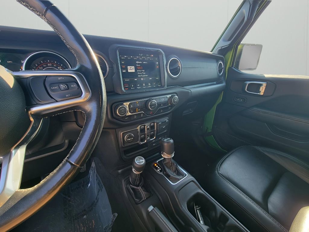 Used 2019 Jeep Wrangler Unlimited Sahara image 15