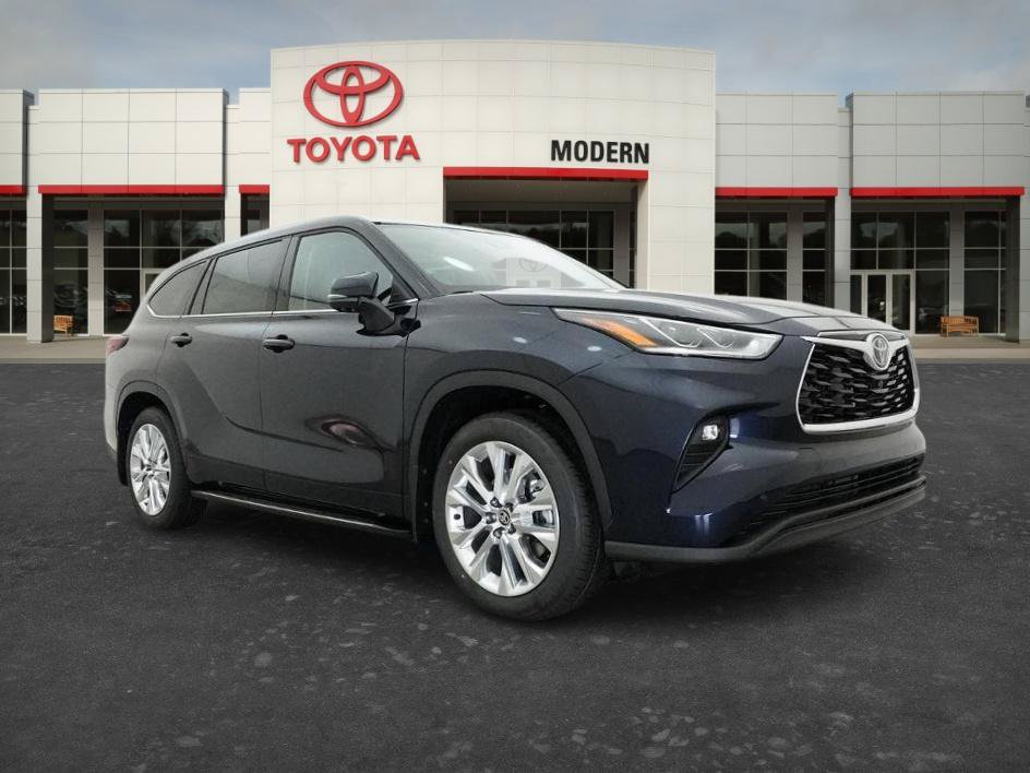 New 2026 Toyota Highlander Limited AWD/4WD image 9