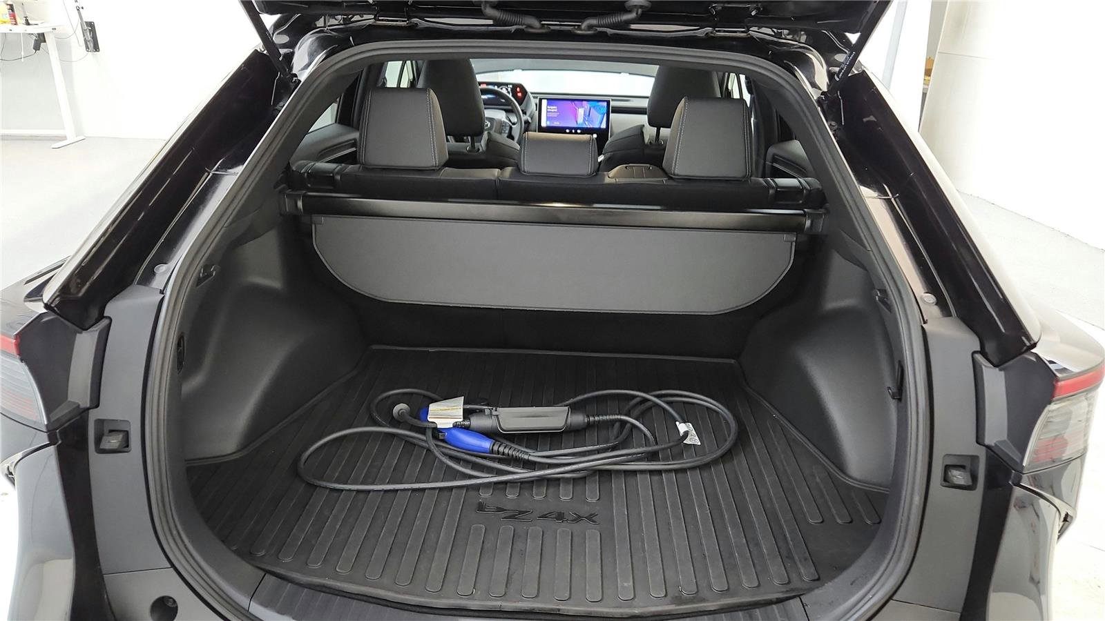 Used 2023 Toyota bZ4X XLE image 45