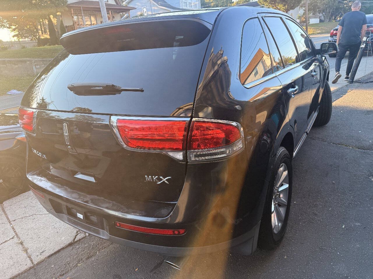 Used 2015 Lincoln MKX FWD w/ Equipment Group 102A image 5