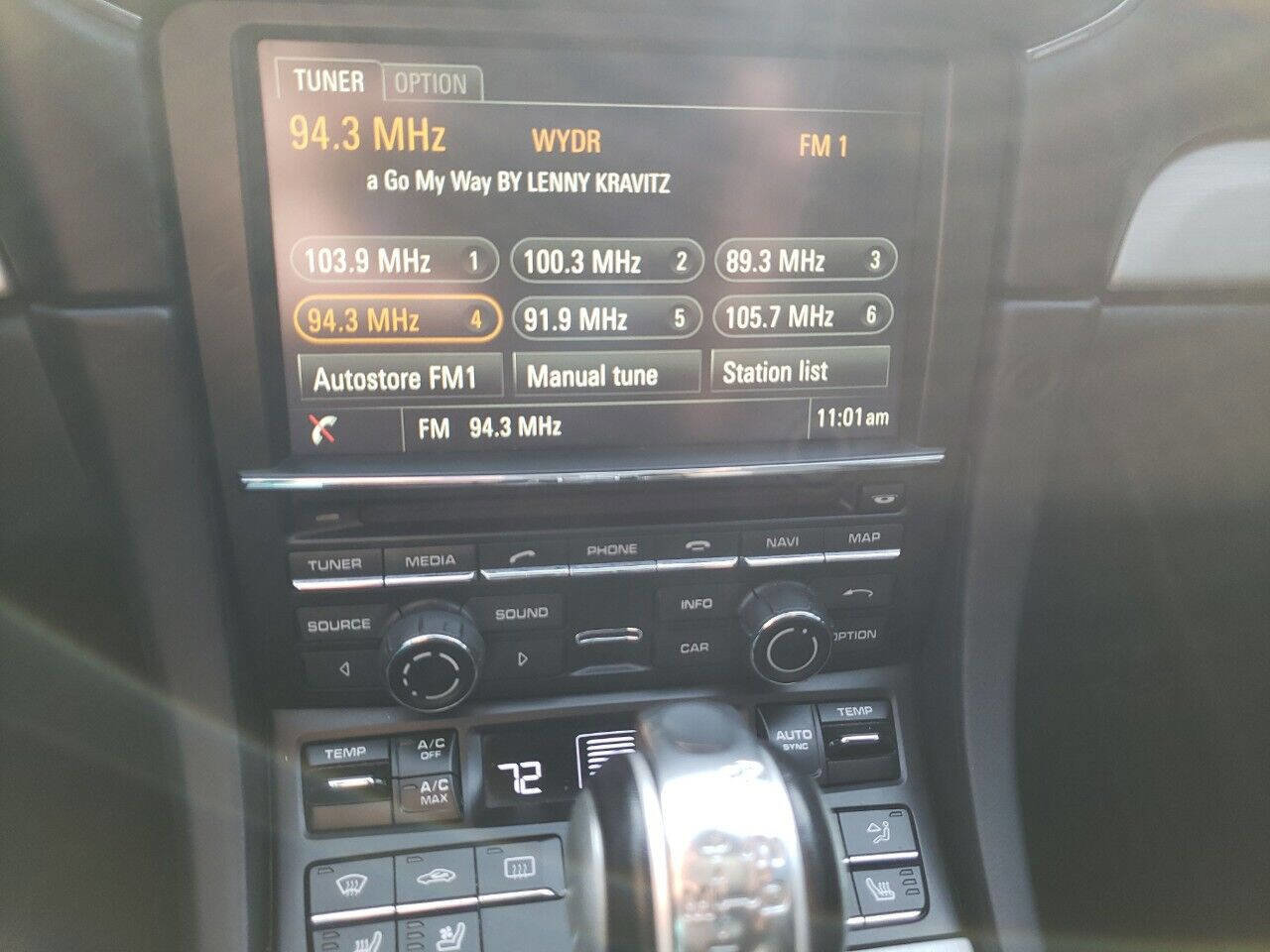 Used 2016 Porsche 911 Turbo image 13