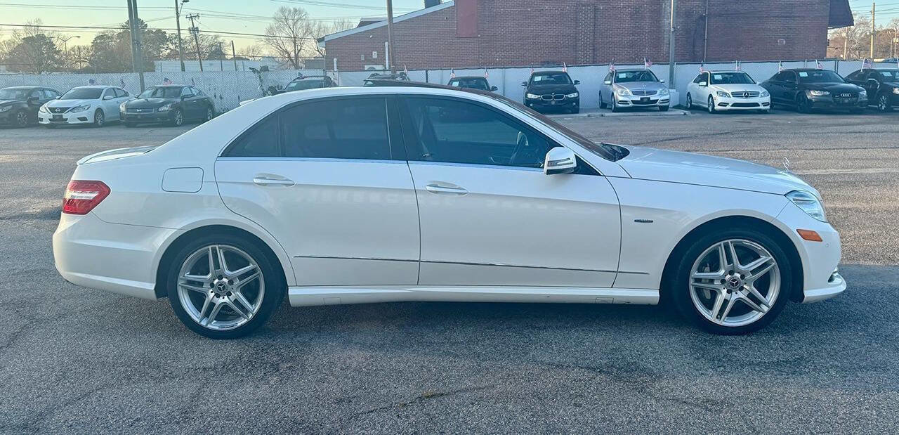 Used 2012 Mercedes-Benz E 550 4MATIC Sedan image 5