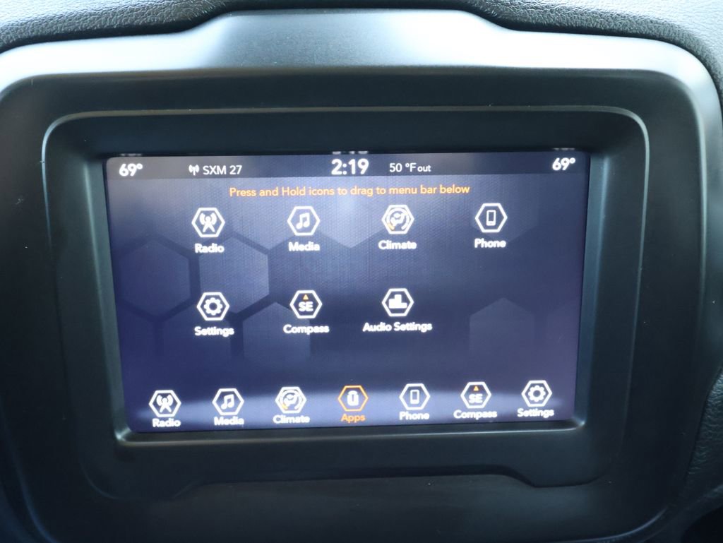 Used 2019 Jeep Renegade Latitude image 19