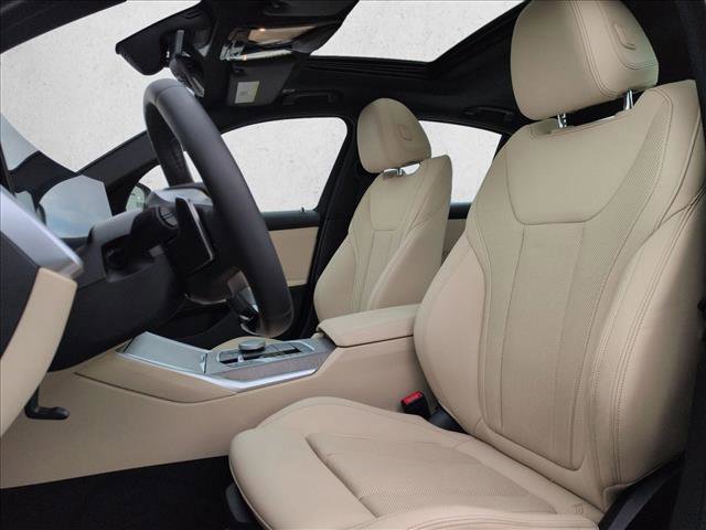 Used 2025 BMW 330i Sedan RWD image 17