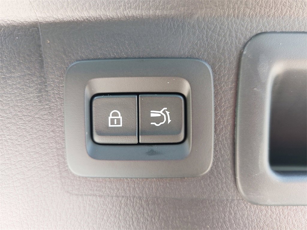 New 2025 MAZDA CX-50 AWD 2.5 S w/ Weather Package image 14