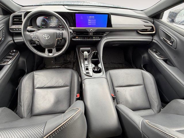 Certified 2025 Toyota Crown Signia w/ Tow-Hitch Package (TMS) image 13