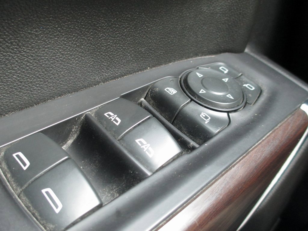 Used 2021 GMC Sierra 1500 SLT w/ SLT Premium Plus Package image 28