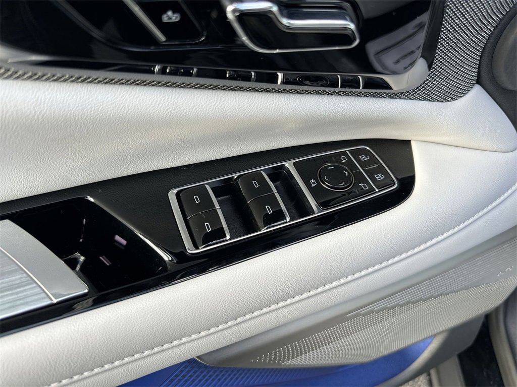 New 2026 Cadillac Optiq Sport 1 image 13