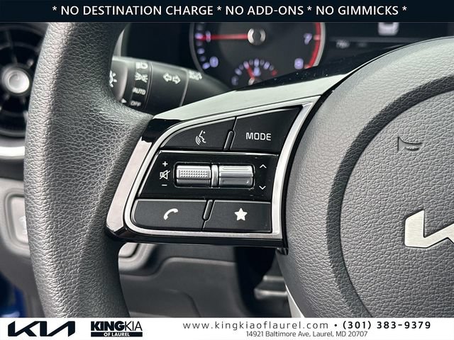 Used 2024 Kia Forte LXS w/ LXS Technology Package FWD image 9