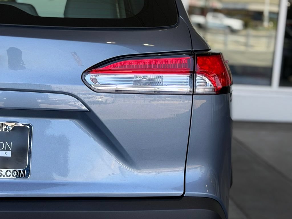 Used 2022 Toyota Corolla Cross L FWD image 13