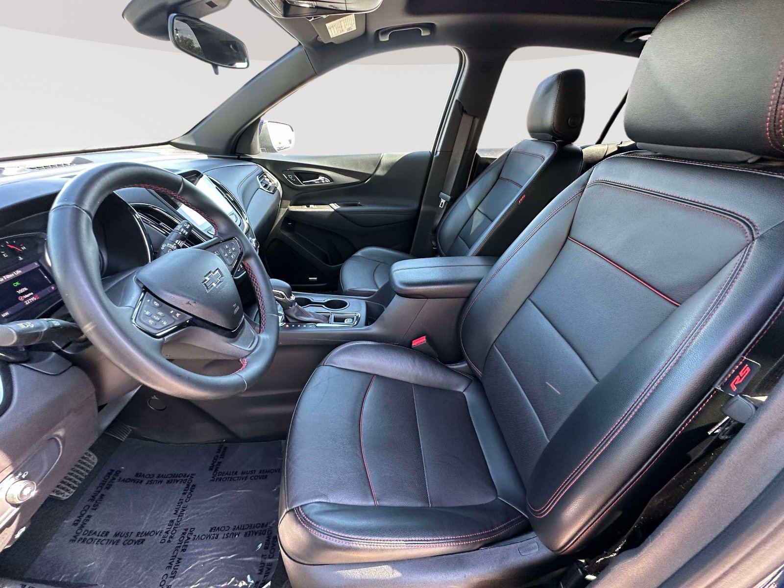 Used 2023 Chevrolet Equinox RS w/ RS Leather Package FWD image 25