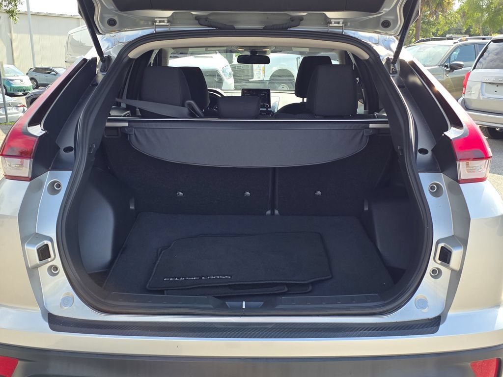 Used 2024 Mitsubishi Eclipse Cross LE AWD/4WD image 9