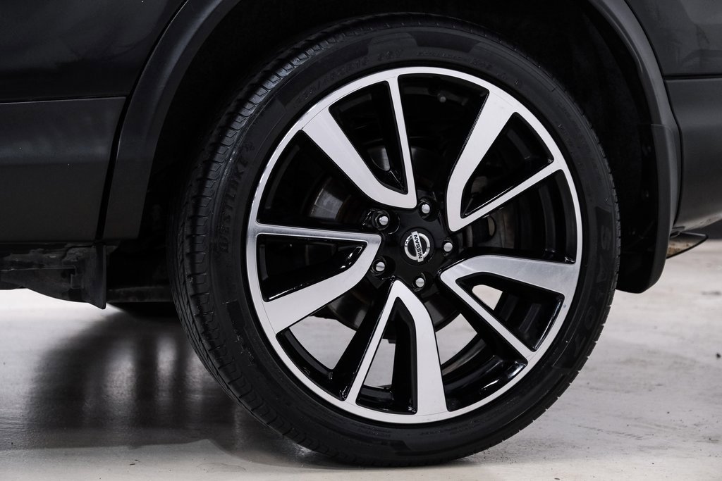 Used 2019 Nissan Rogue Sport SL w/ Premium Package image 59