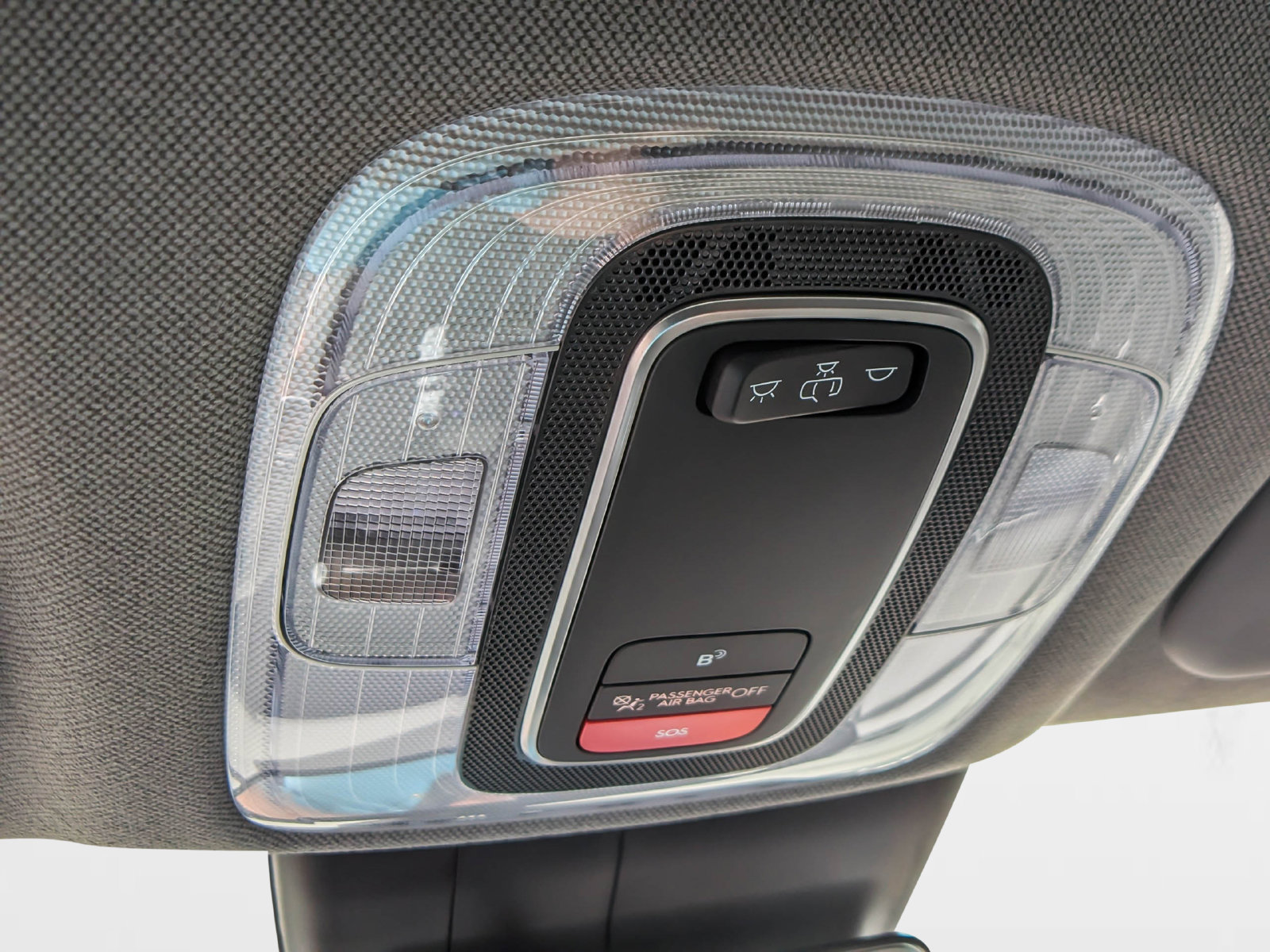 Used 2025 Hyundai Elantra SEL FWD image 19