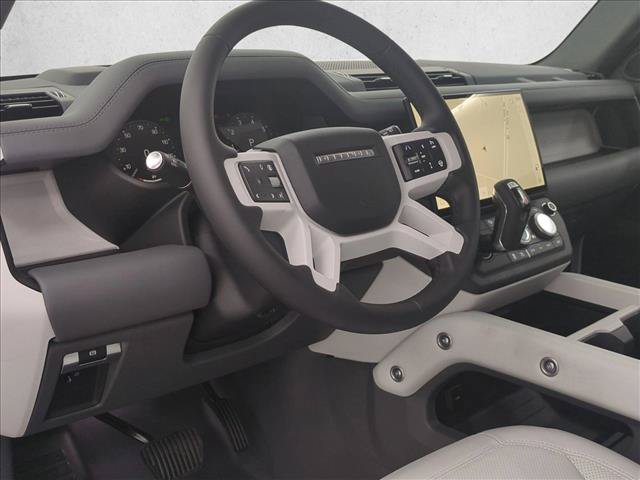 New 2026 Land Rover Defender 130 X-Dynamic SE AWD/4WD image 3