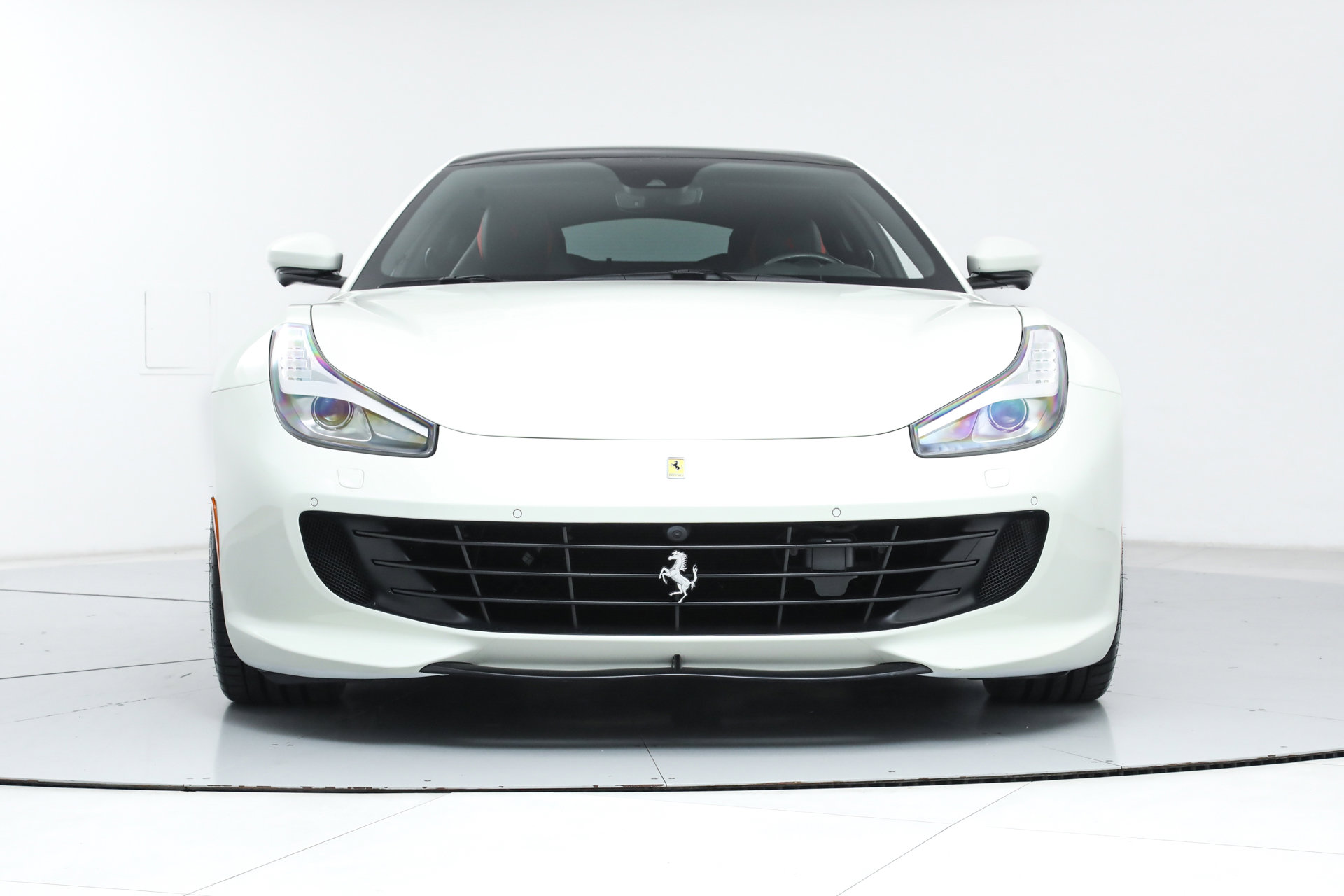 Certified 2020 Ferrari GTC4Lusso image 11