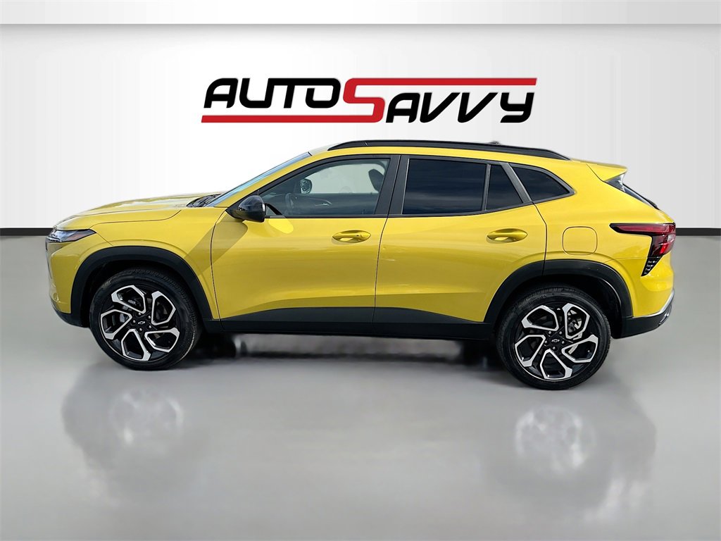 Used 2025 Chevrolet Trax RS w/ Driver Confidence Package image 4