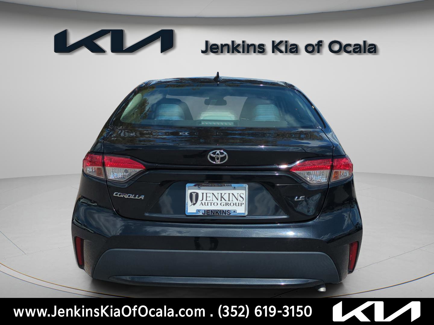 Used 2022 Toyota Corolla LE image 4