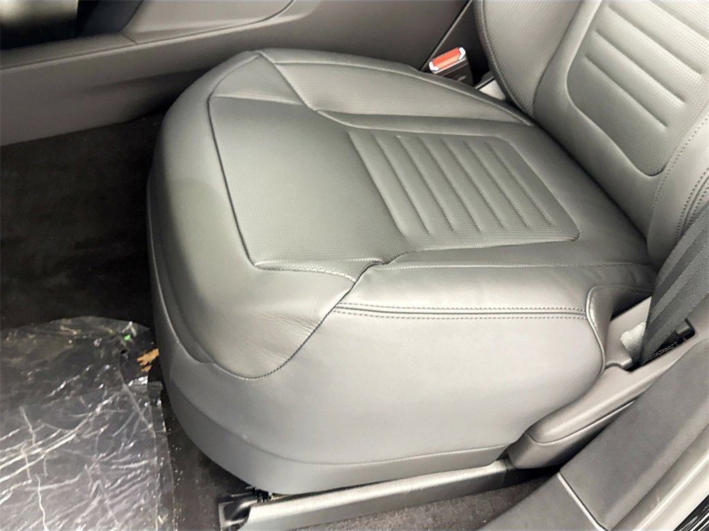 New 2026 Land Rover Range Rover Sport SV image 19