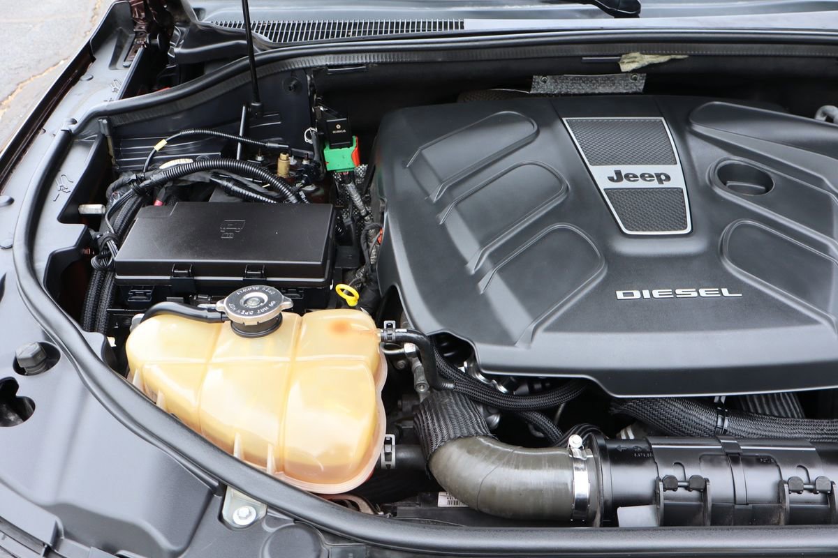 Used 2014 Jeep Grand Cherokee Summit AWD/4WD image 39