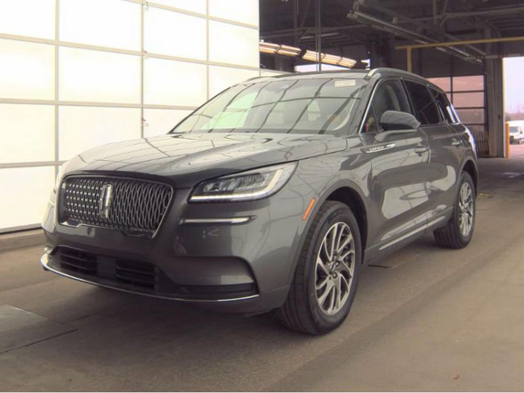 Used 2022 Lincoln Corsair AWD w/ Equipment Group 101A image 2