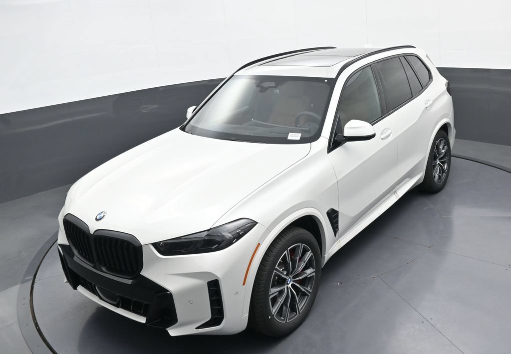 New 2026 BMW X5 xDrive40i w/ M Sport Package AWD/4WD image 32