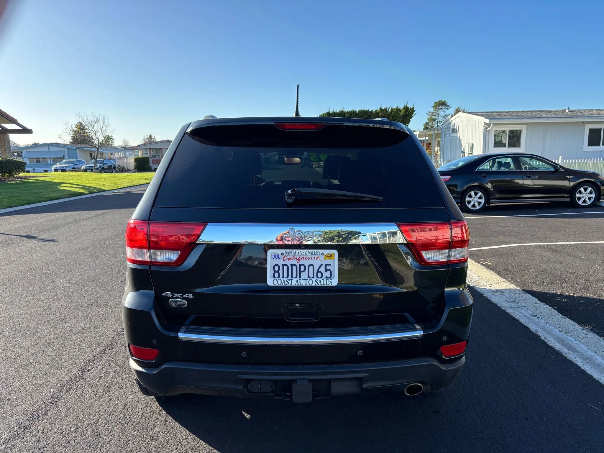 Used 2012 Jeep Grand Cherokee Overland image 9