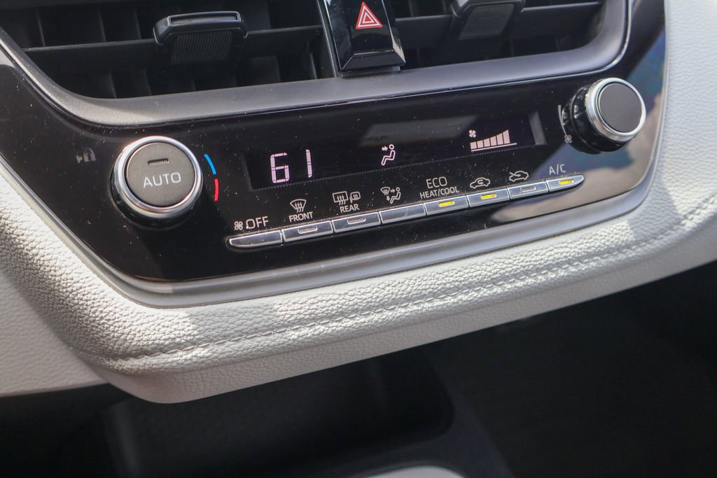Used 2024 Toyota Corolla SE FWD image 15