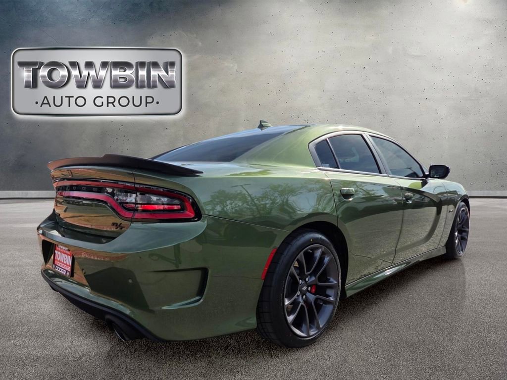 Used 2023 Dodge Charger R/T w/ Performance Handling Group RWD image 5