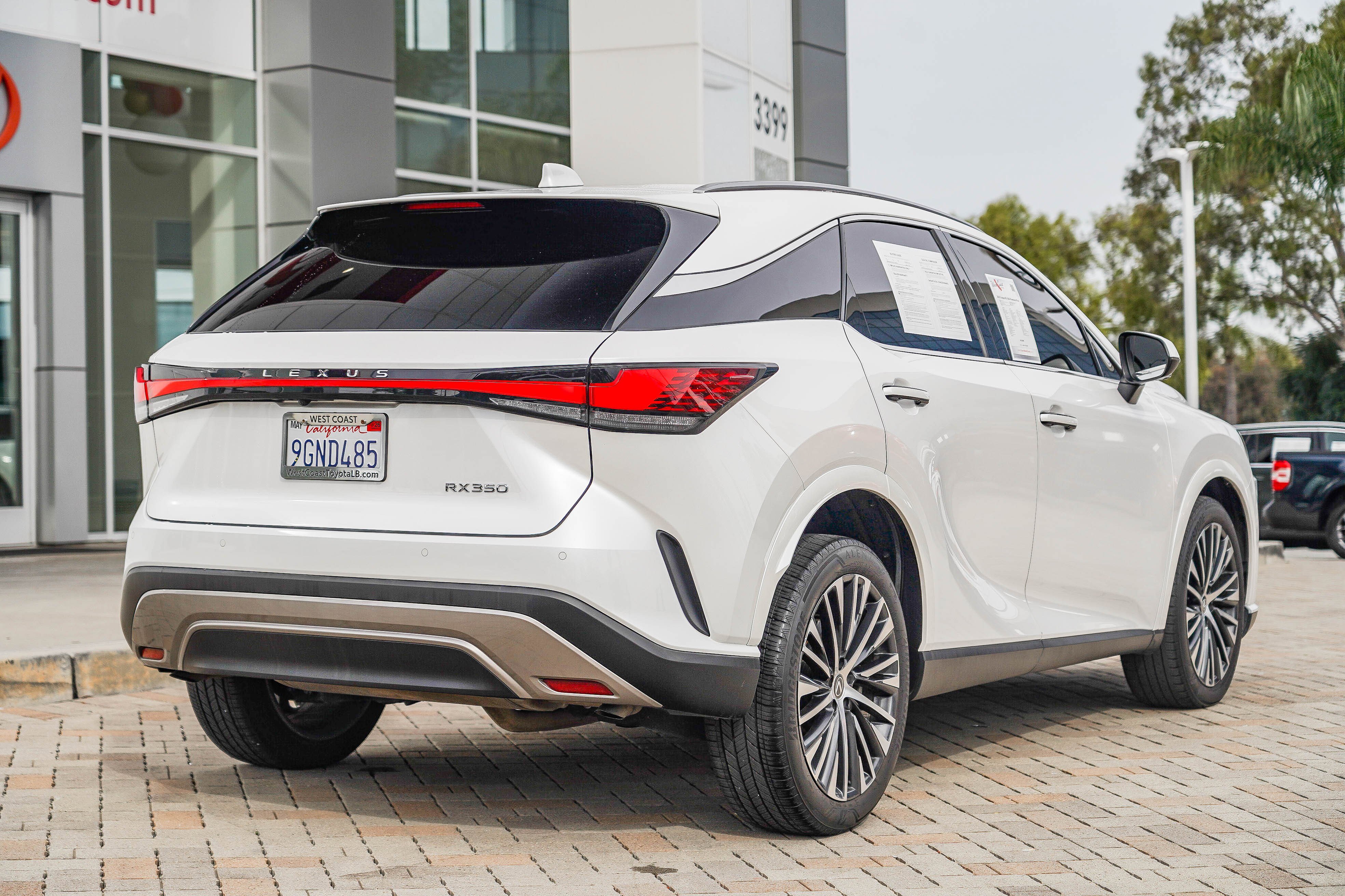 Used 2023 Lexus RX 350 Premium Plus w/ Cold Area Package image 7